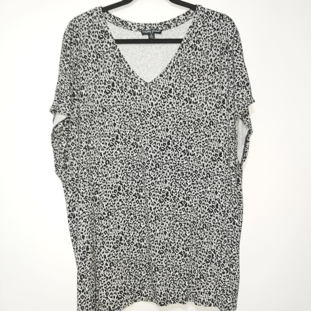 Hilary Radley Black and White T-Shirt